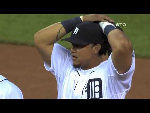 Armando Galarraga&#039;s near-perfect game gets RUINED! (2010)