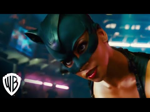 Top 10 Comic Book Characters the Movies Got Wrong - 23