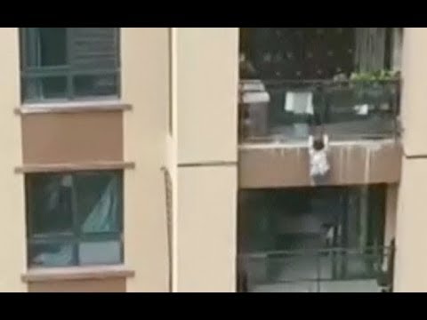 People Save Toddler From 6th Floor Fall with Blanket