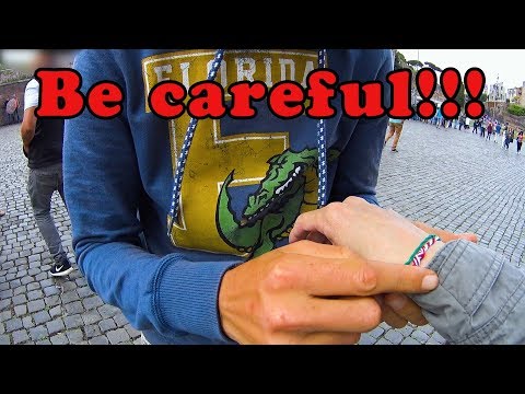 SCAMMERS in Italy - Scam City