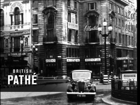 Regent Street Bombed - October 1940 (1940)