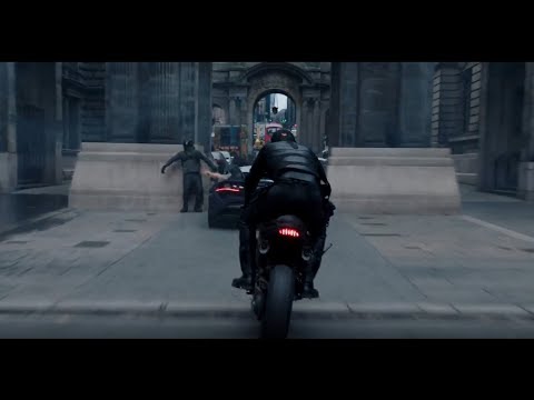 Fast &amp; Furious Presents: Hobbs &amp; Shaw (2019) Motorcycle Chase Scene