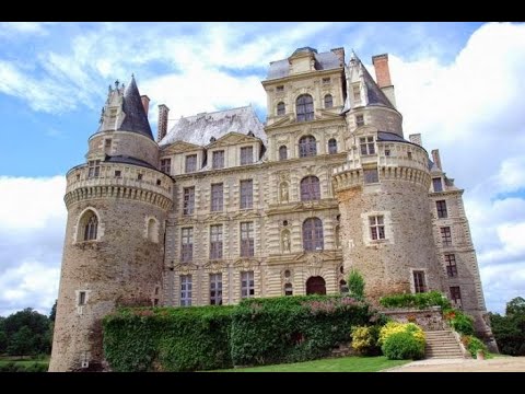 THE HAUNTING OF CHATEAU DE BRISSAC (FRANCE)