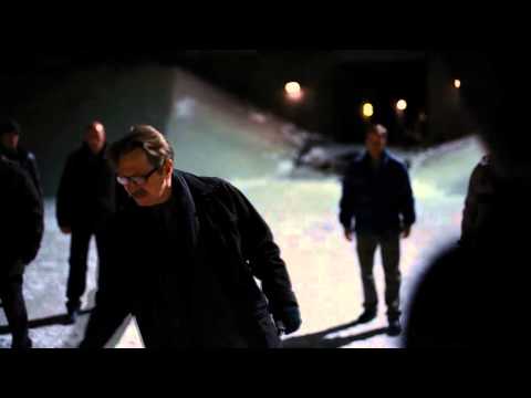 The Dark Knight Rises - &quot;Light it up&quot; Batman saves Gordon and Blake (HD) IMAX