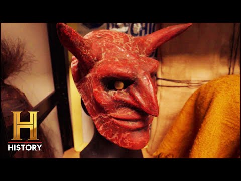 Terrifying Collection of Cursed Objects Hidden in Ohio | The UnXplained (Season 3)