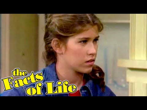 The Facts of Life | A New Student Called Jo Arrives At Eastland | The Norman Lear Effect