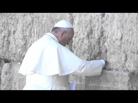 Pope Francis visits major sites in Jerusalem