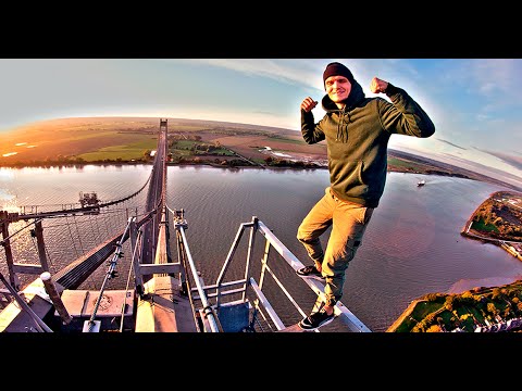 CLIMBING on the bridge Le Havre