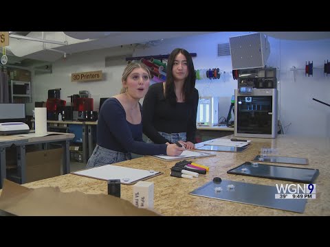 Northwestern students help Parkinson&#039;s patients put pen to paper