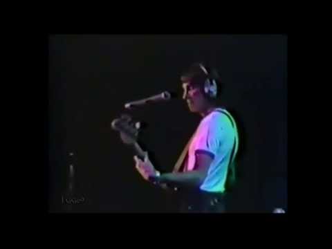 Pink Floyd - Another Brick In The Wall - Live - 1980