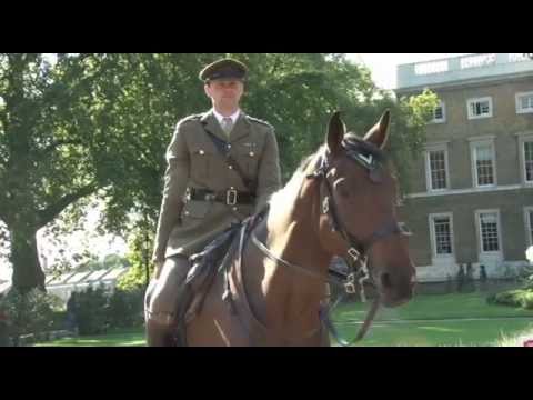 Heroic First World War Horse Awarded Dickin Medal 02.09.14