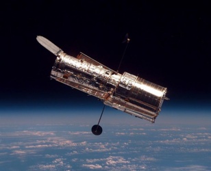 740Px-Hubble 01