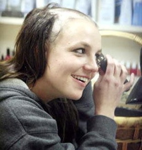 Britney Spears Shaving-Hair-Bald