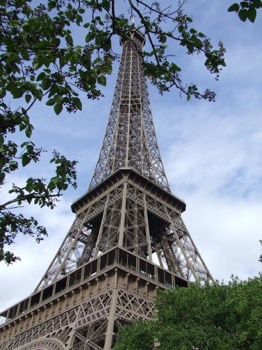 Eiffel Tower Paris003