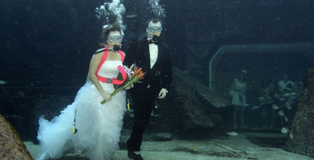Top 10 Bizarre Places To Get Married - Vimarsana News