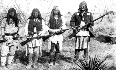 Apache Chieff Geronimo (Right) And His Warriors In 1886