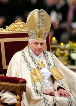 080131-Pope-Benedict-Vmed-10A.Widec