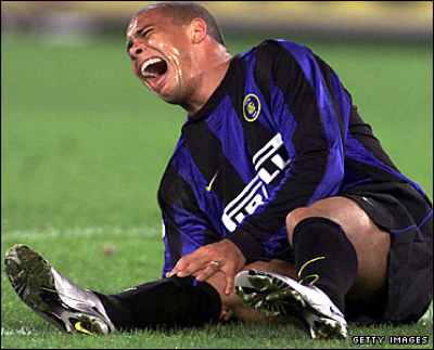  44427855 Ronaldo Injury Inter