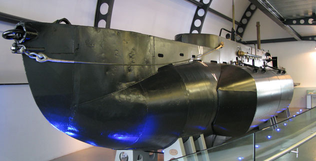 Top 10 Bizarre Weapons of World War II - Listverse