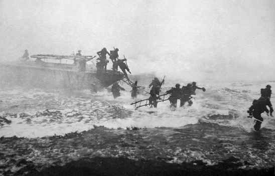 800Px-Jack Churchill Leading Training Charge With Sword