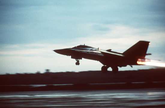 800Px-Usf-111 Libya1986