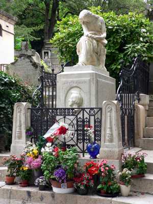 Pere-Lachaise Chopin Grave