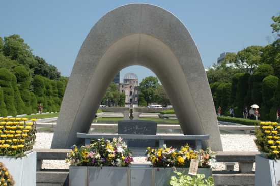 Peace-Memorial-Park-Hiroshima-Jpn013