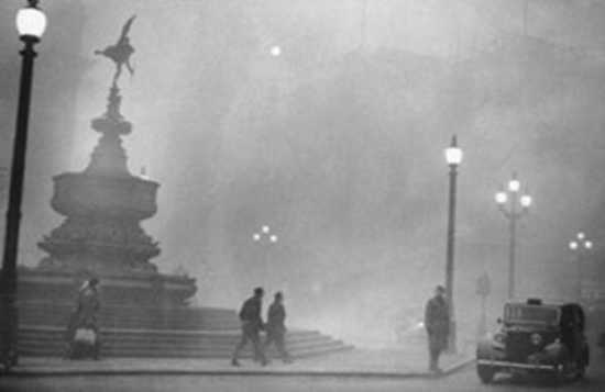 2011-04-21-13-07-35-1-Great-Smog-In-London