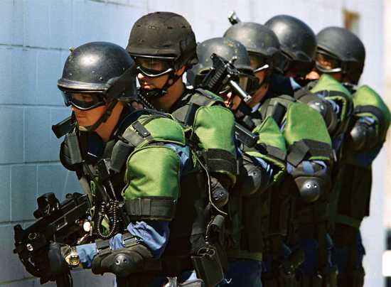 Us Customs And Border Protection Officers