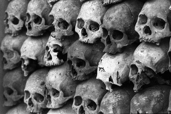 25-Khmer-Rouge-Victims-Memorial
