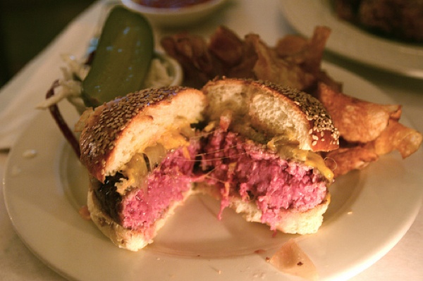 20090922Clintonst-Burger