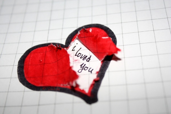Broken-Broken-Heart-I-Loved-You-Ps.-Sad-Favim.Com-54036