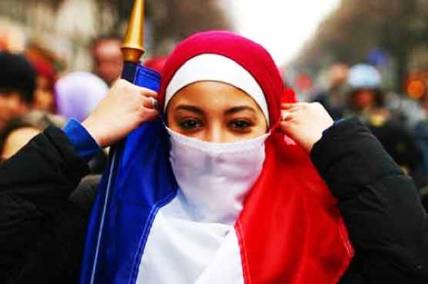 French-Think-Muslims-As-Threat-To-Their-Identity