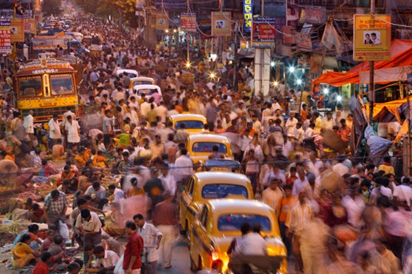 Population-Seven-Billion-Picture--India Crowded-Streets