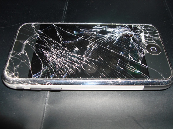 Broken-Iphone-Screen