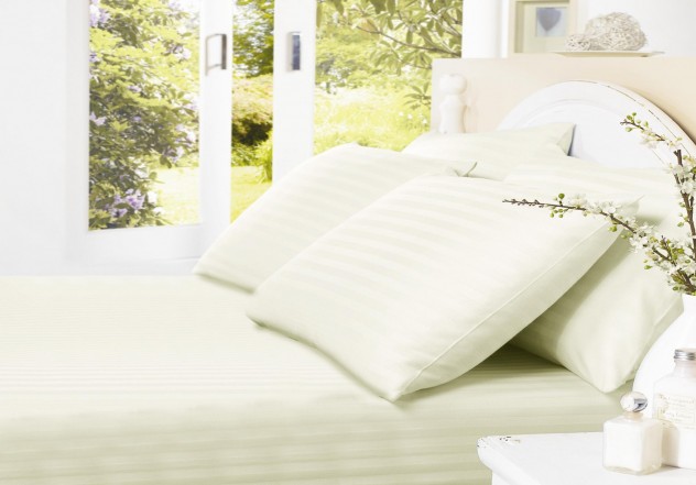 satin_stripe_ivory_fitted_sheet