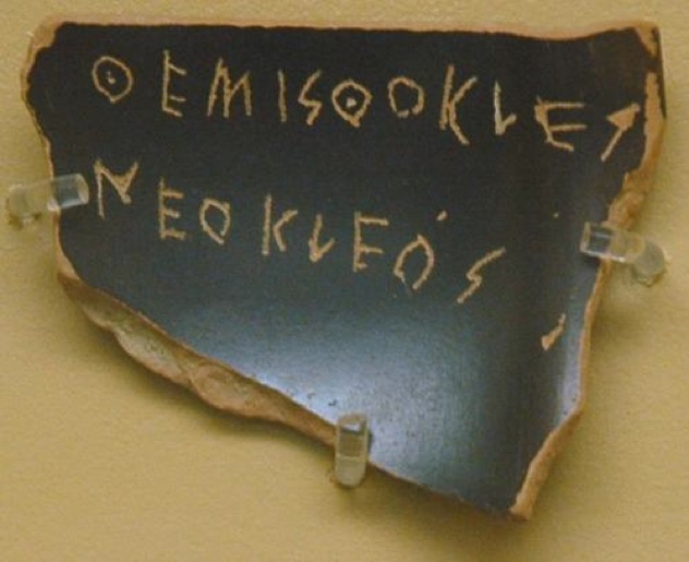 Sherd Themistocles Agora Mus1