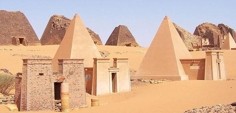 NubianMeroePyramids