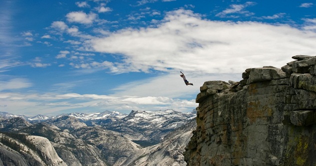 10 People Who Survived Falling From Extreme Heights - Listverse