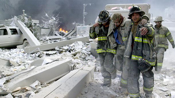 september-9-11-attacks-anniversary-ground-zero-world-trade-center-pentagon-flight-93-firefighters-rescuing_40008_610x343