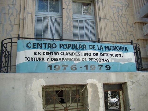 800px-Centro_Popular_de_la_Memoria_Rosario