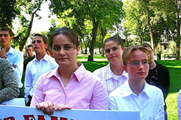 10 Polygamist Wives Who Escaped Unbelievable Abuse - Listverse