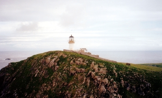 The_lighthouse_on_Eilean_Mor