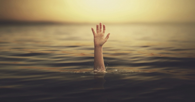 10 Disturbing Facts About Drowning Listverse 9082