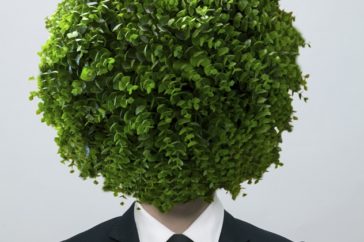 10 Weirdly Famous People - Listverse