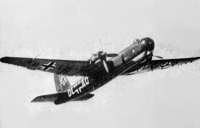 640px-Heinkel_He_177A-02_in_flight_1942