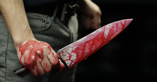 3-bloody-knife-166149765