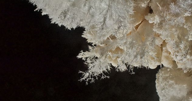 10 Astonishing Cave Formations - Vimarsana News