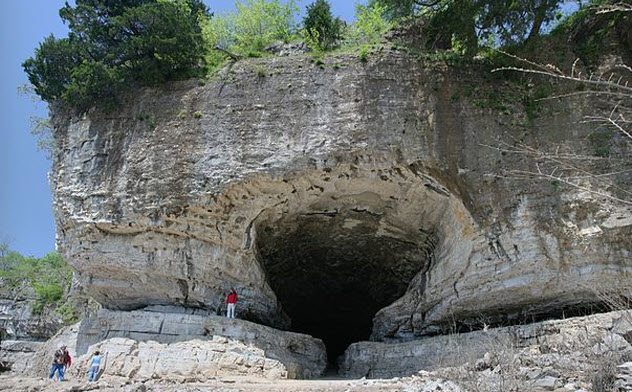 6-cave-in-rock
