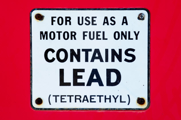 8-leaded-gas_000019554879_Small